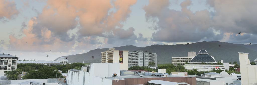 Inn Cairns Exterior foto